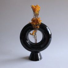 Load image into Gallery viewer, Small Black Doughnut Vase
