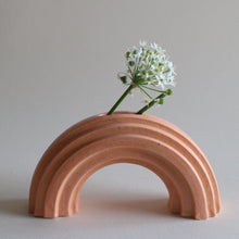 Load image into Gallery viewer, Mini Semi Circle Churros Vase in Peach Bud
